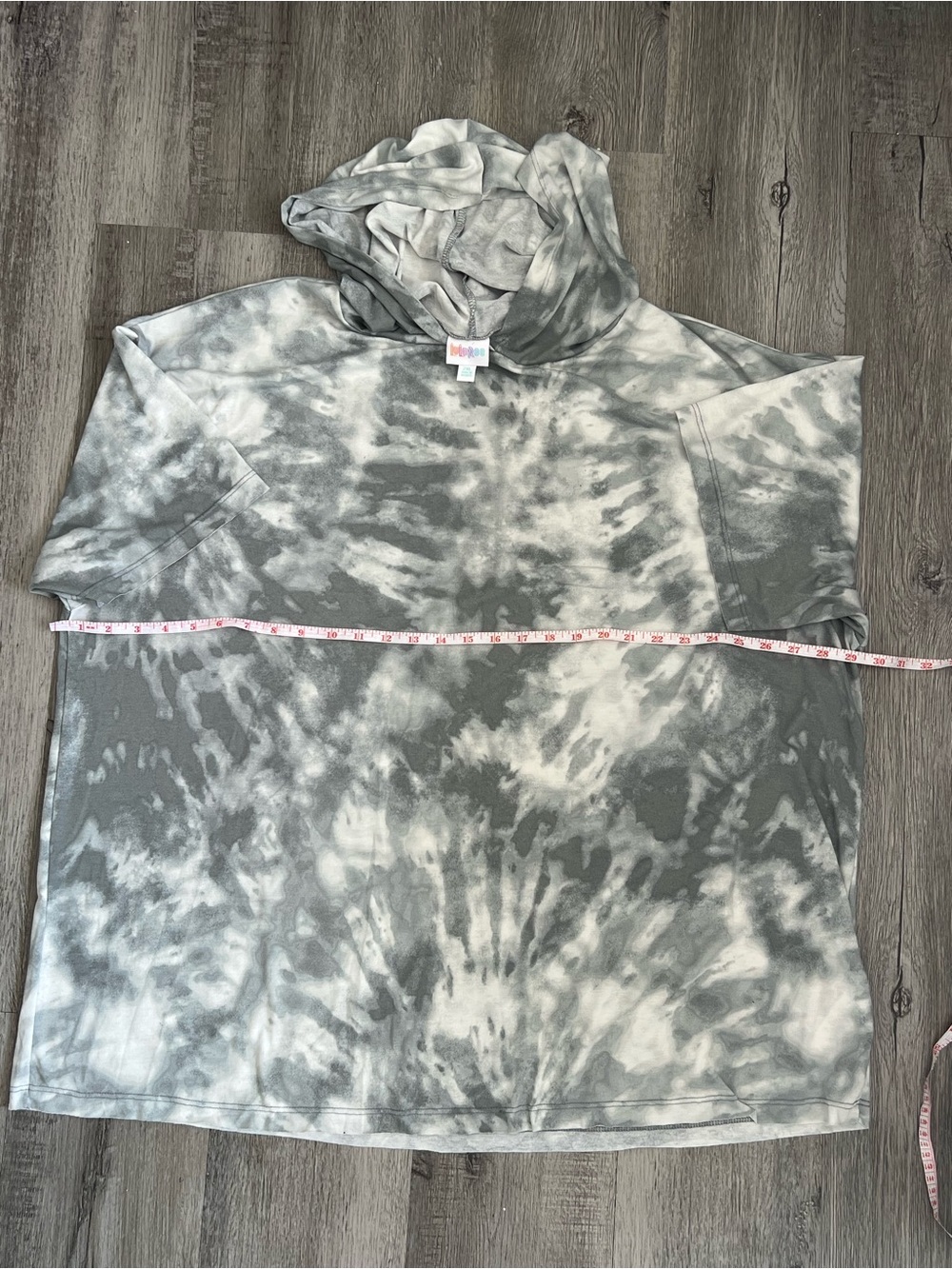 LuLaRoe Frankie Oversized Short Sleeve Hoodie 2XL - Gray Tie Dye